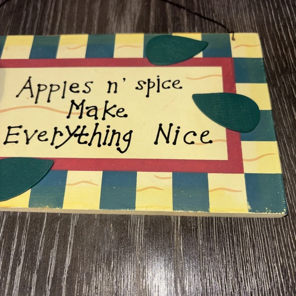 Sugar‎ and Spice Wall Plague Multicolor 10x5 Apple